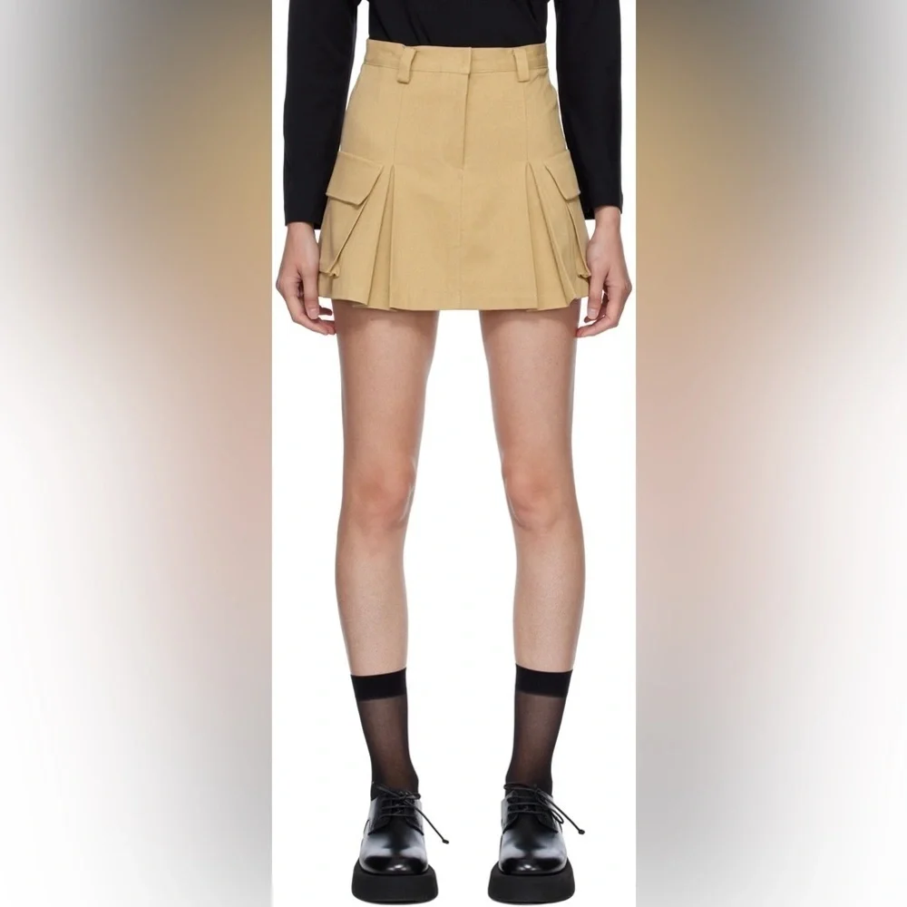 The Frankie Shop Tan Pleated Mini Skirt with Pockets size Medium